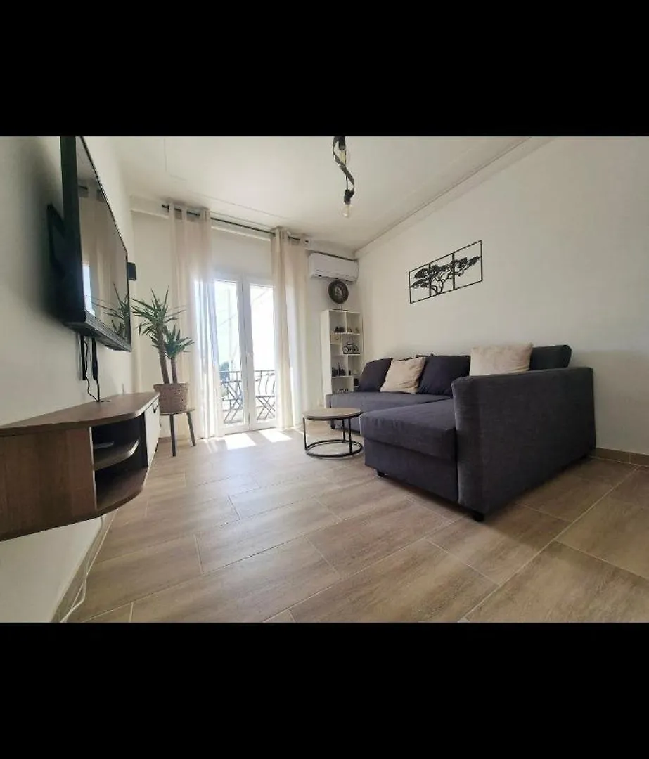 Maisonnette Renovee Avec Cour, Clim Et Metro A 5 Min Марсель Франция